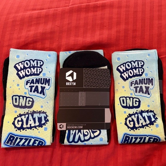 3 Pairs Gen Z Slang Graphic Socks- L/XL - Picture 1 of 2